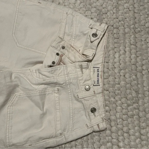 White Wide-Leg Jeans - Picture 3 of 4